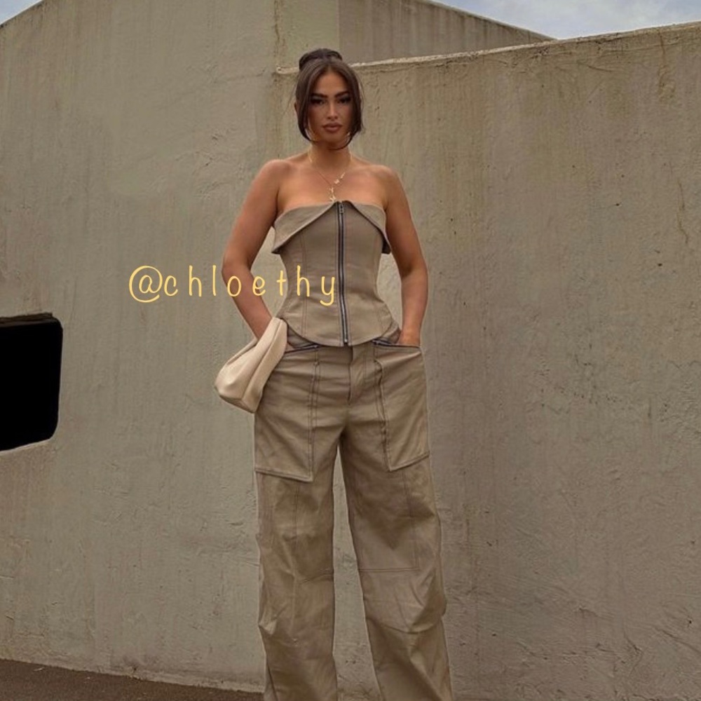Zara co-ord set TOPSTITCHED ZIPPERED PANTS and BUSTIER - Picture 5 of 16